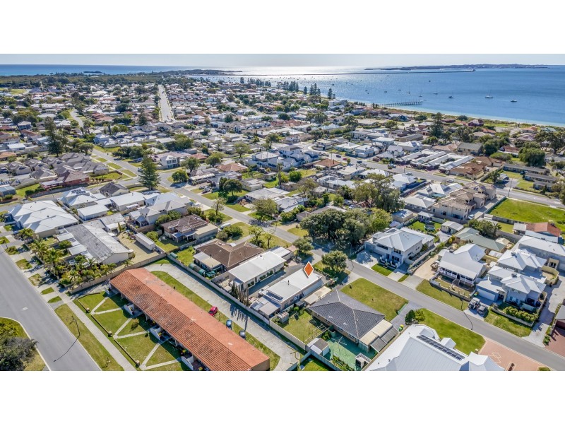 4/31 George Street, Rockingham WA 6168