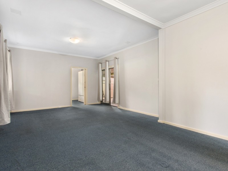 1/4 Brownell Place, Medina WA 6167