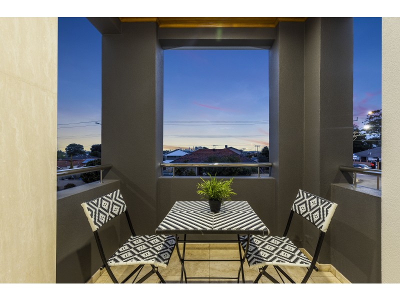 221A Royal Street, Yokine WA 6060