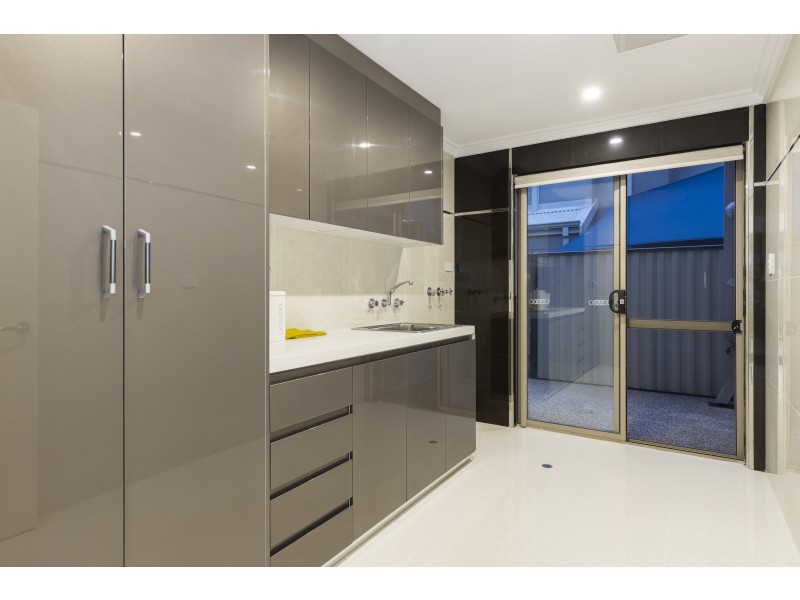 221A Royal Street, Yokine WA 6060