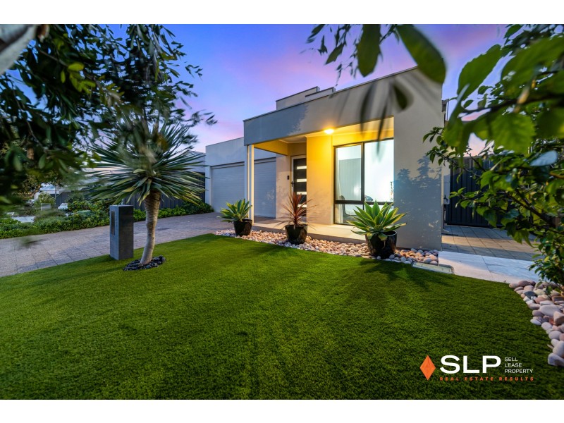 15 Mountain Street, Banksia Grove WA 6031