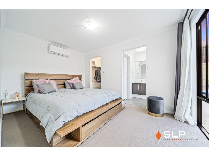15 Mountain Street, Banksia Grove WA 6031