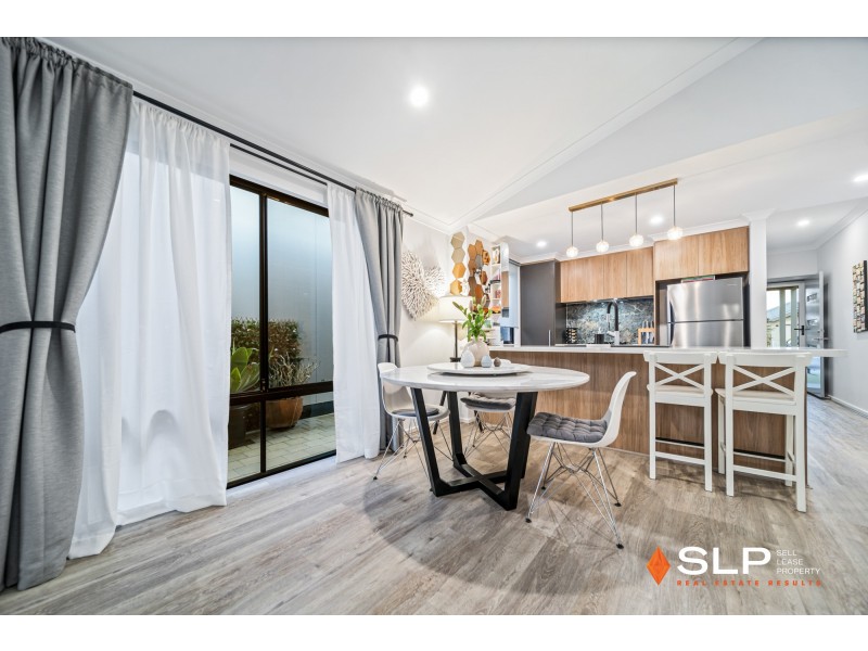 15 Mountain Street, Banksia Grove WA 6031