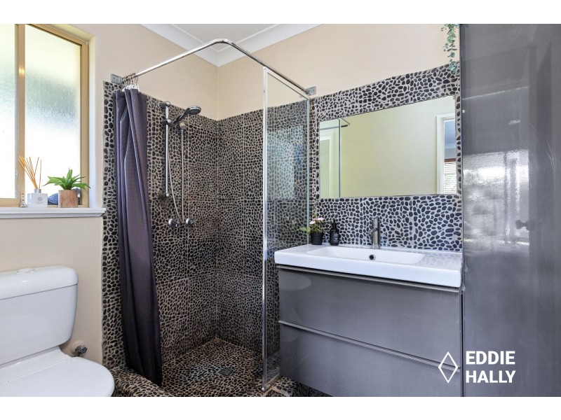 4 Curlew Way, Yangebup WA 6164