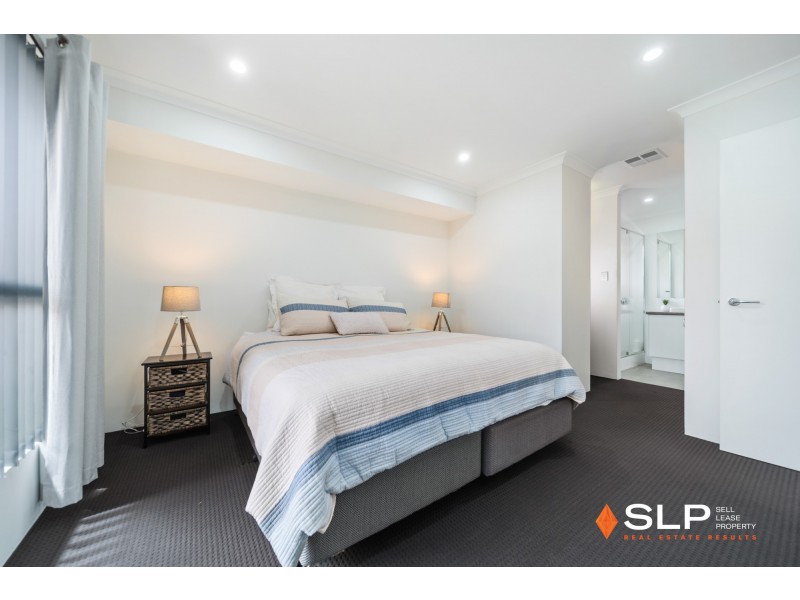 306 Grandis Boulevard, Banksia Grove WA 6031