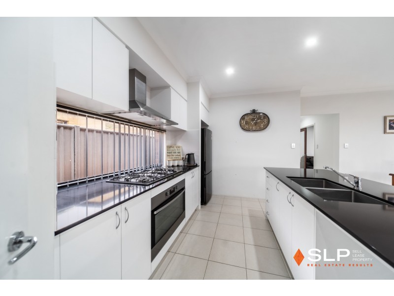 306 Grandis Boulevard, Banksia Grove WA 6031