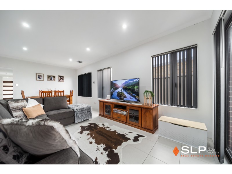 306 Grandis Boulevard, Banksia Grove WA 6031