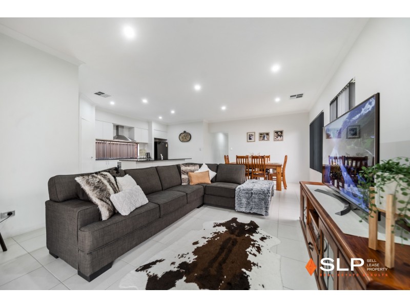 306 Grandis Boulevard, Banksia Grove WA 6031