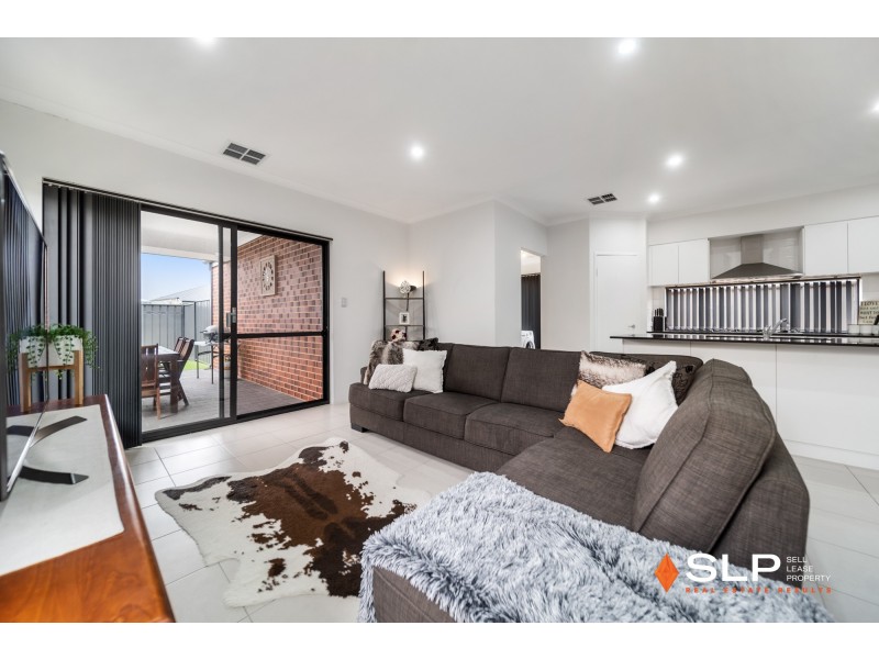 306 Grandis Boulevard, Banksia Grove WA 6031