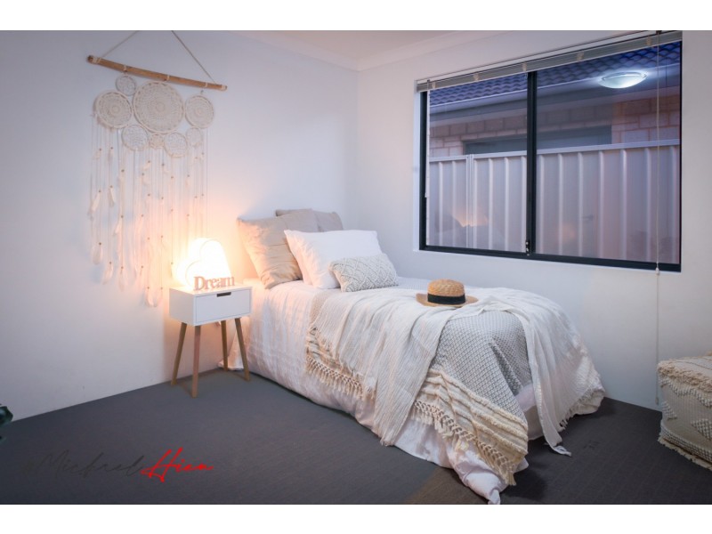 14 Hoypoy Gardens, Darch WA 6065