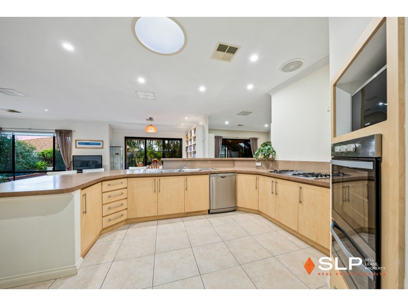3 Eilyer Way, Carramar WA 6031
