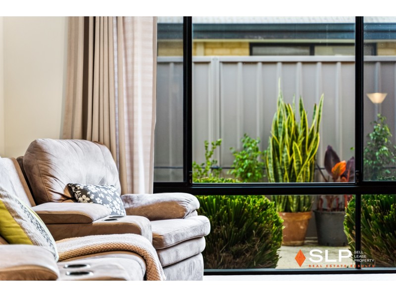 3 Eilyer Way, Carramar WA 6031