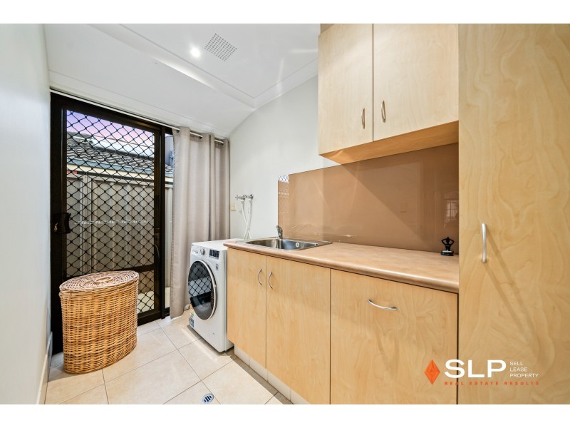 3 Eilyer Way, Carramar WA 6031