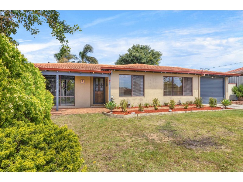 7 Acacia Way, Yangebup WA 6164