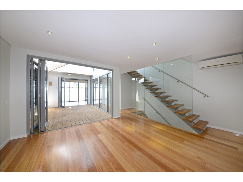 8/85 Reserve Street, Wembley WA 6014