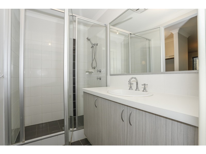 51 Sessilis Road, Banksia Grove WA 6031