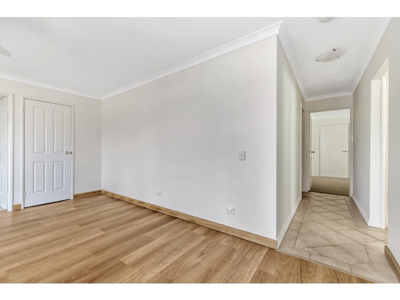 37 Carina Circle, Halls Head WA 6210
