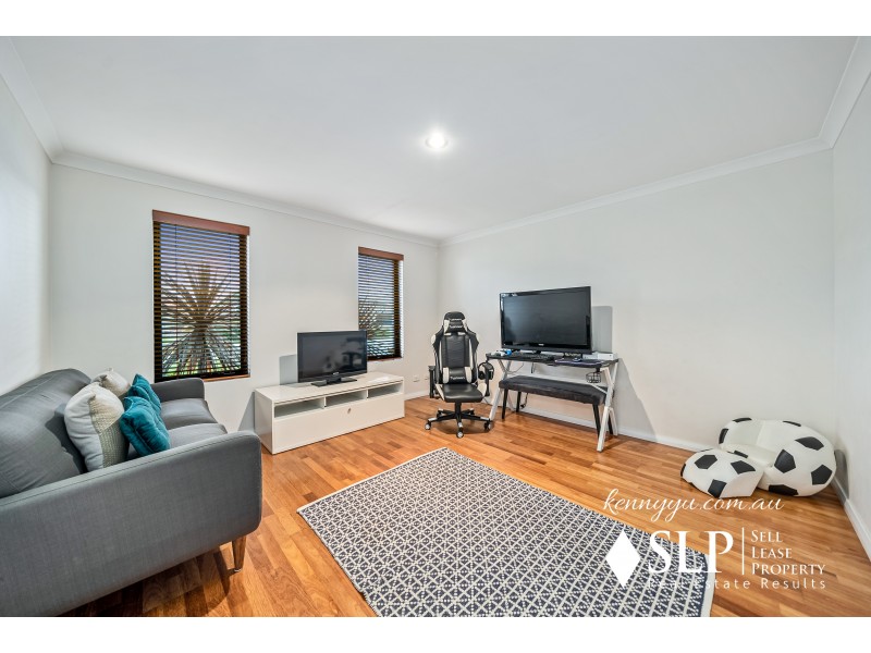 5 Zeus Avenue, Madeley WA 6065