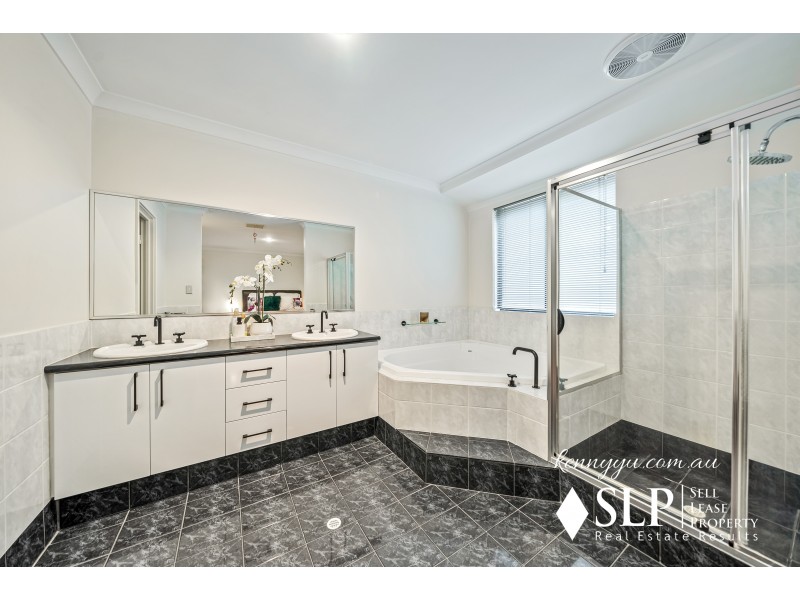 5 Zeus Avenue, Madeley WA 6065
