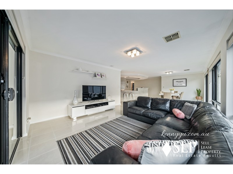 5 Zeus Avenue, Madeley WA 6065