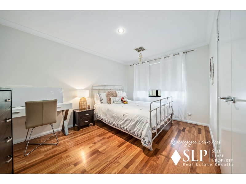 5 Zeus Avenue, Madeley WA 6065