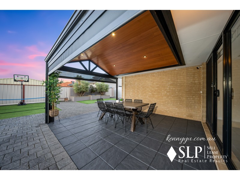 5 Zeus Avenue, Madeley WA 6065