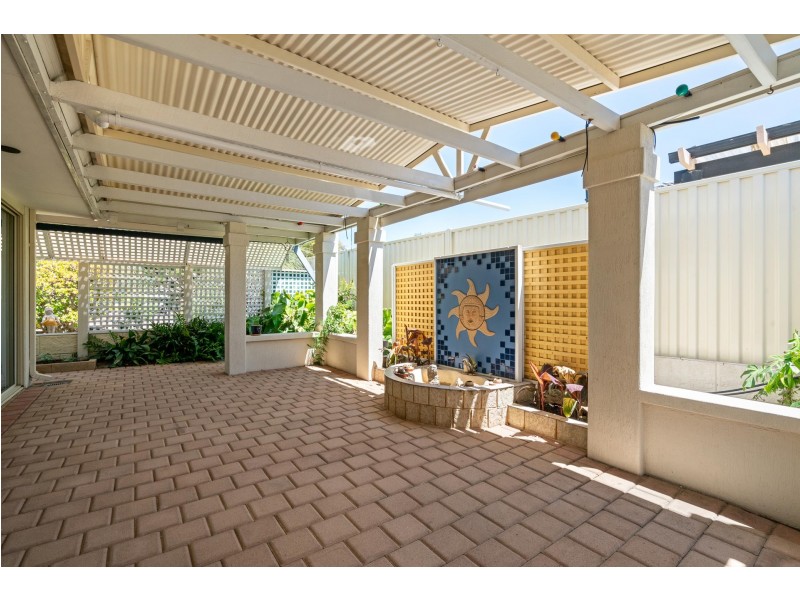 44 Deller Drive, Bibra Lake WA 6163