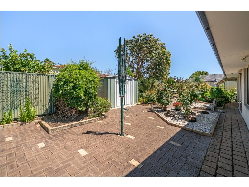 44 Deller Drive, Bibra Lake WA 6163