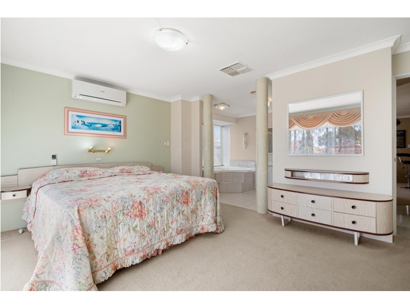 44 Deller Drive, Bibra Lake WA 6163