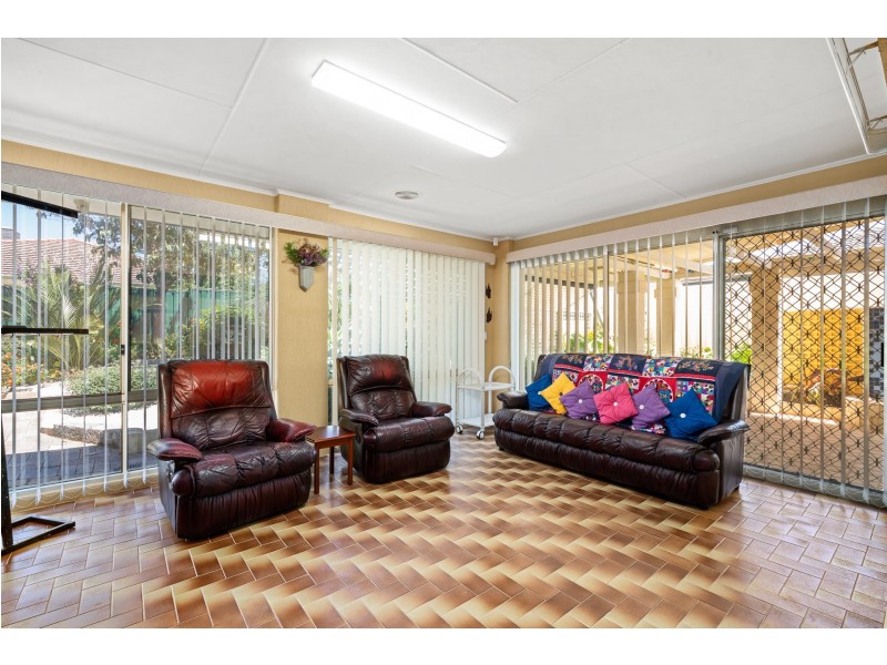 44 Deller Drive, Bibra Lake WA 6163