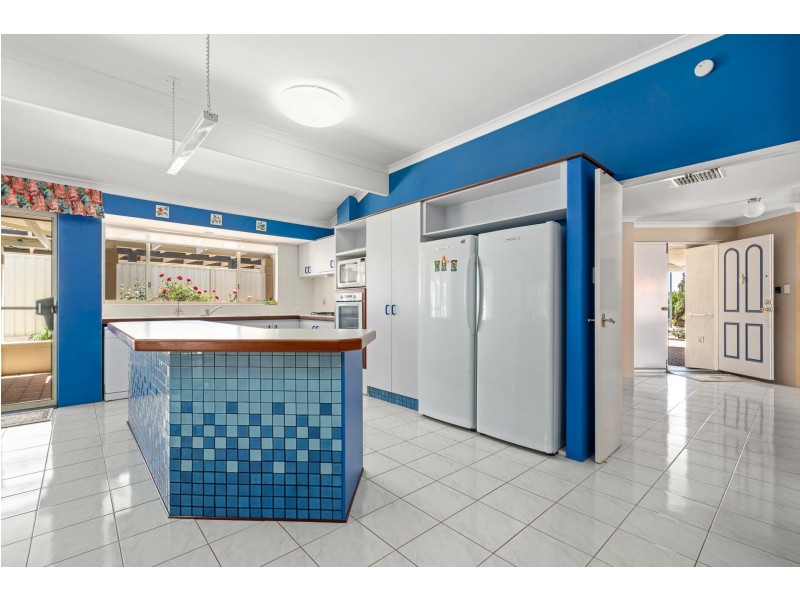 44 Deller Drive, Bibra Lake WA 6163