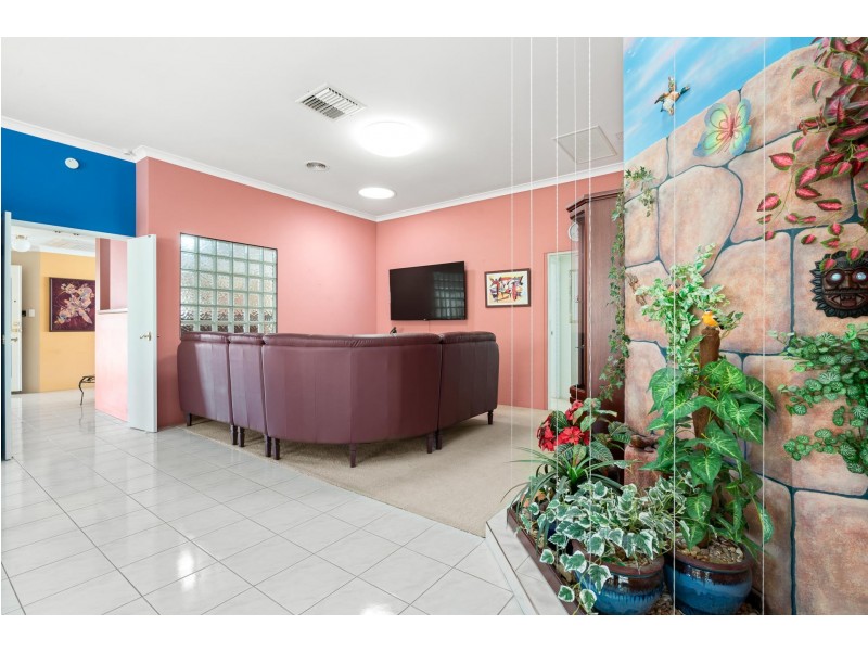 44 Deller Drive, Bibra Lake WA 6163