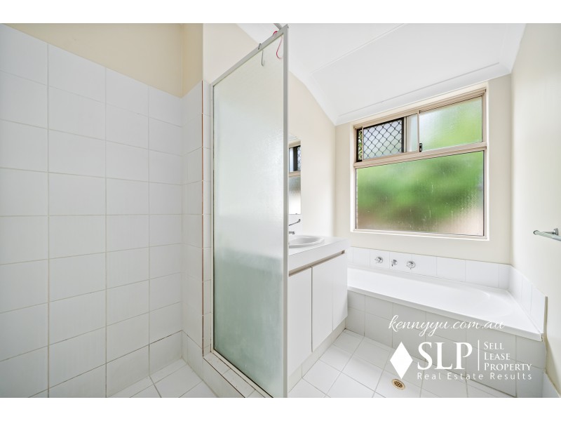 20 Sabina Park Drive, Madeley WA 6065