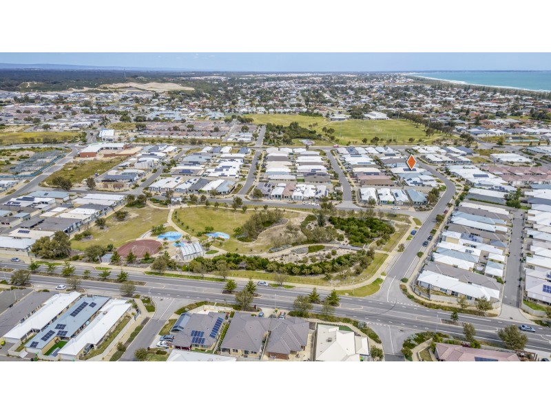 14 Tallering Way, Golden Bay WA 6174