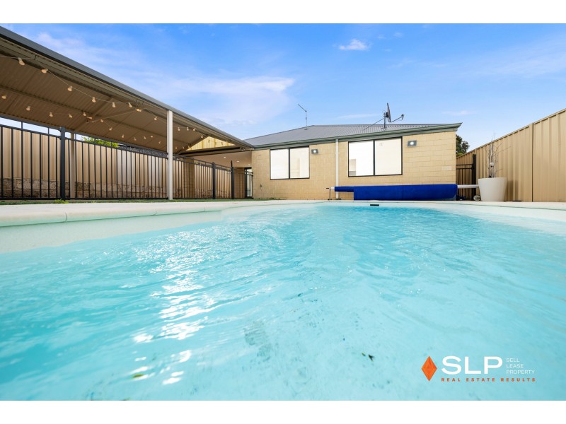 162 St Stephens Crescent, Tapping WA 6065