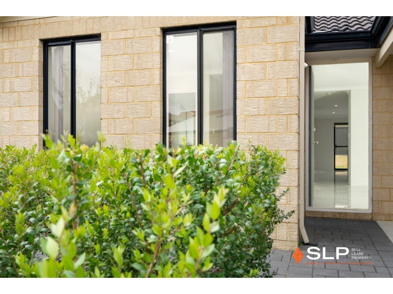 18 Montane Turn, Banksia Grove WA 6031