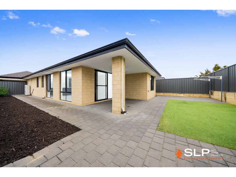 18 Montane Turn, Banksia Grove WA 6031