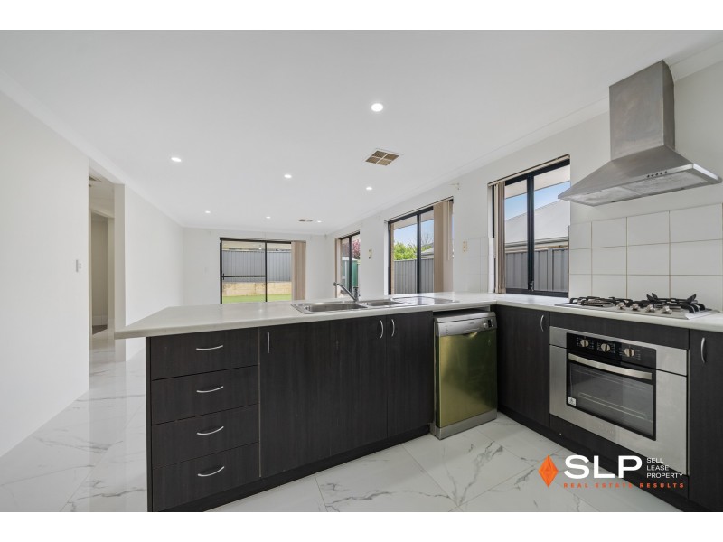 18 Montane Turn, Banksia Grove WA 6031