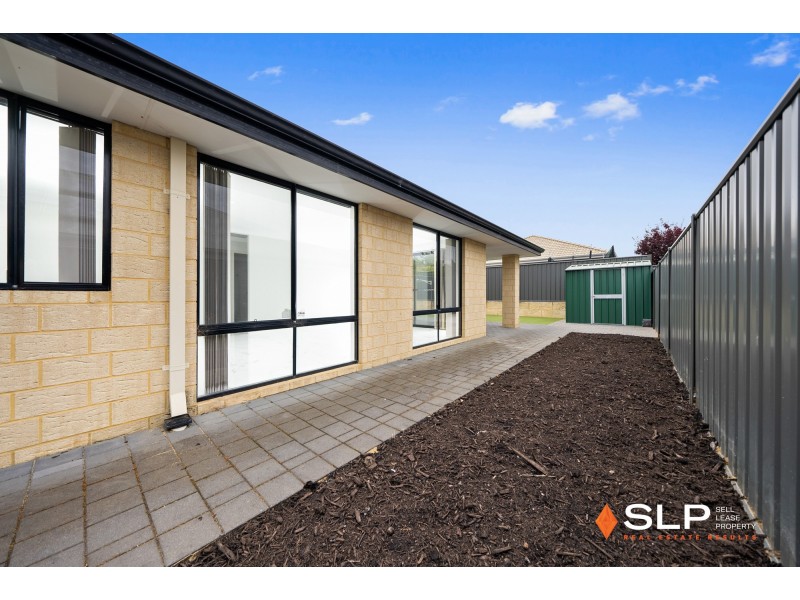 18 Montane Turn, Banksia Grove WA 6031