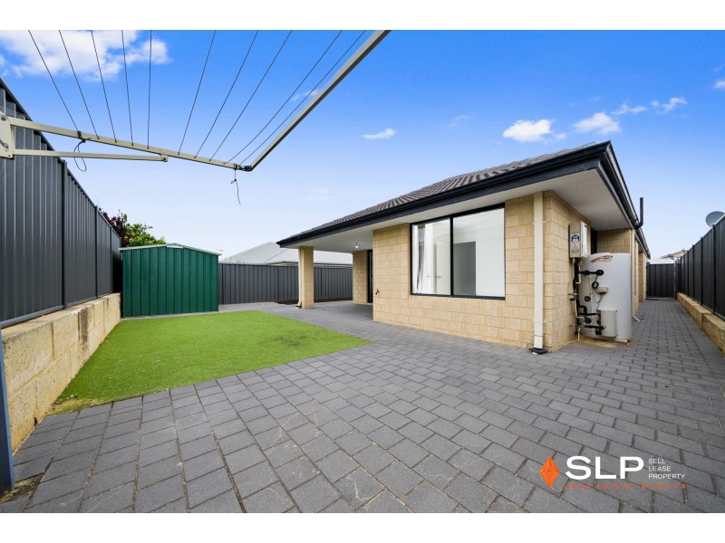 18 Montane Turn, Banksia Grove WA 6031