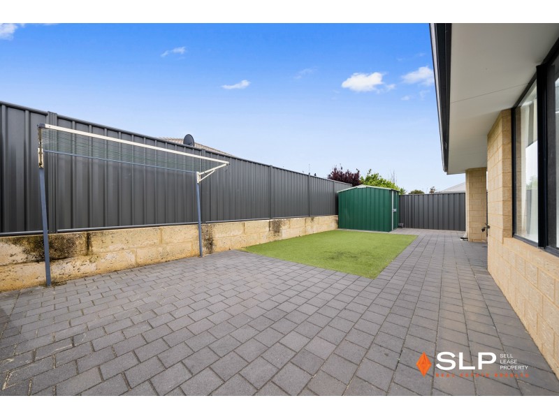 18 Montane Turn, Banksia Grove WA 6031