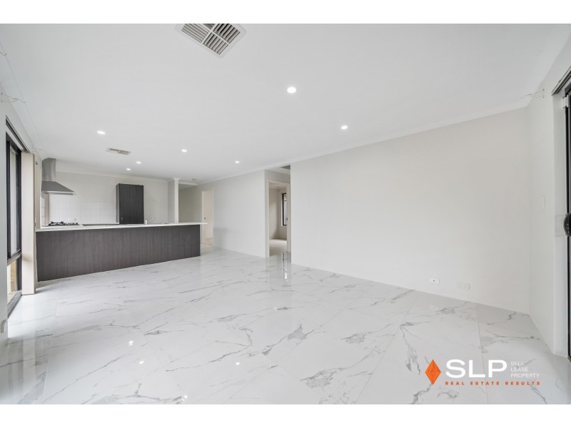 18 Montane Turn, Banksia Grove WA 6031