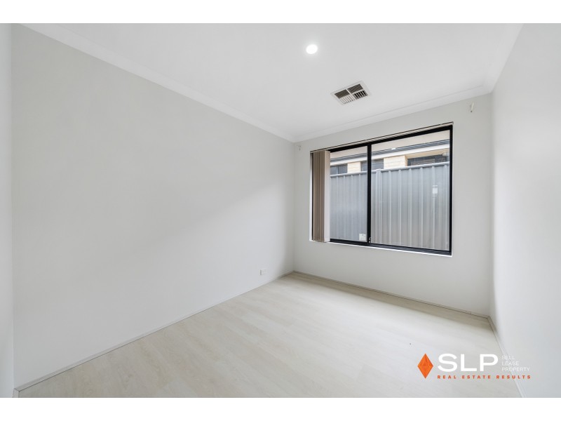 18 Montane Turn, Banksia Grove WA 6031