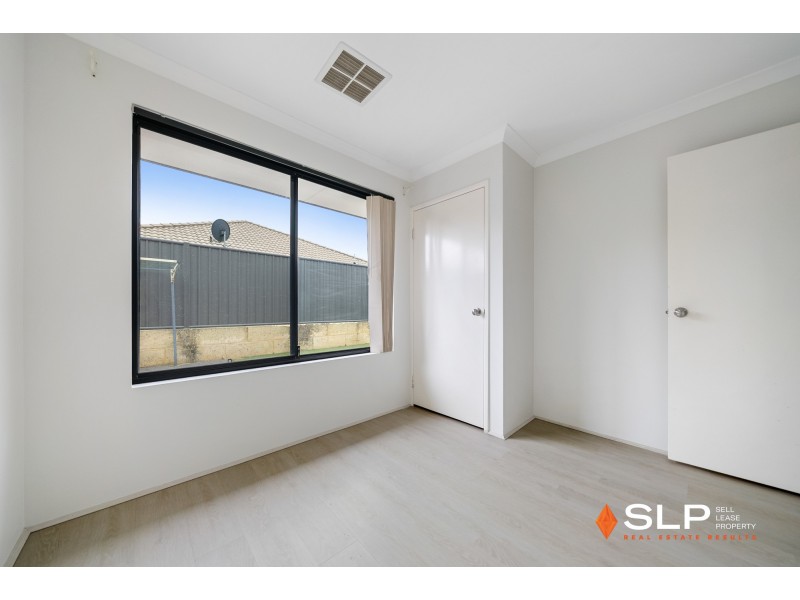 18 Montane Turn, Banksia Grove WA 6031