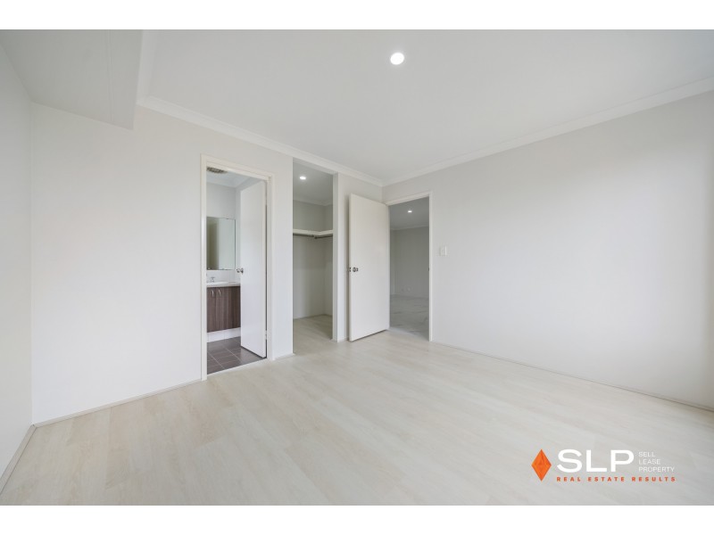 18 Montane Turn, Banksia Grove WA 6031