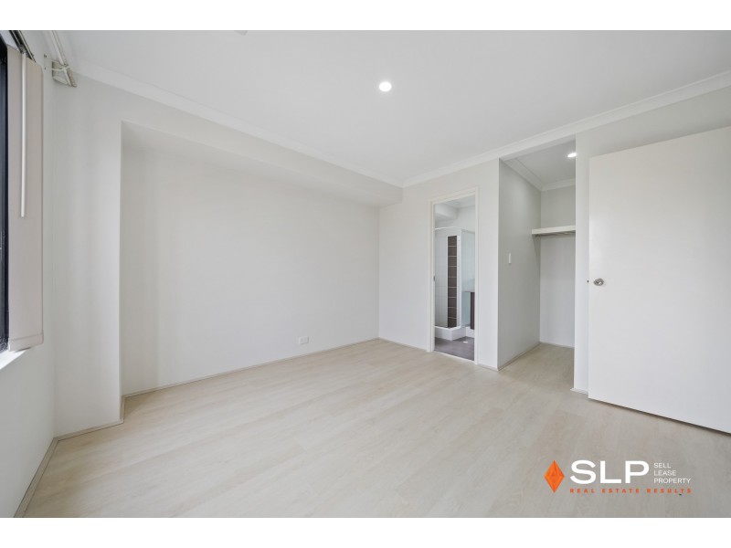 18 Montane Turn, Banksia Grove WA 6031