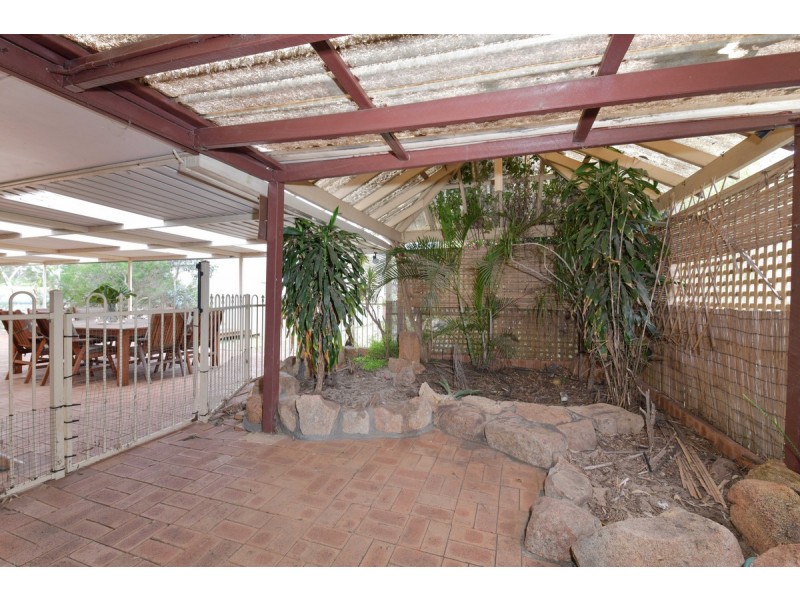 35 Lockhart Place, Gosnells WA 6110