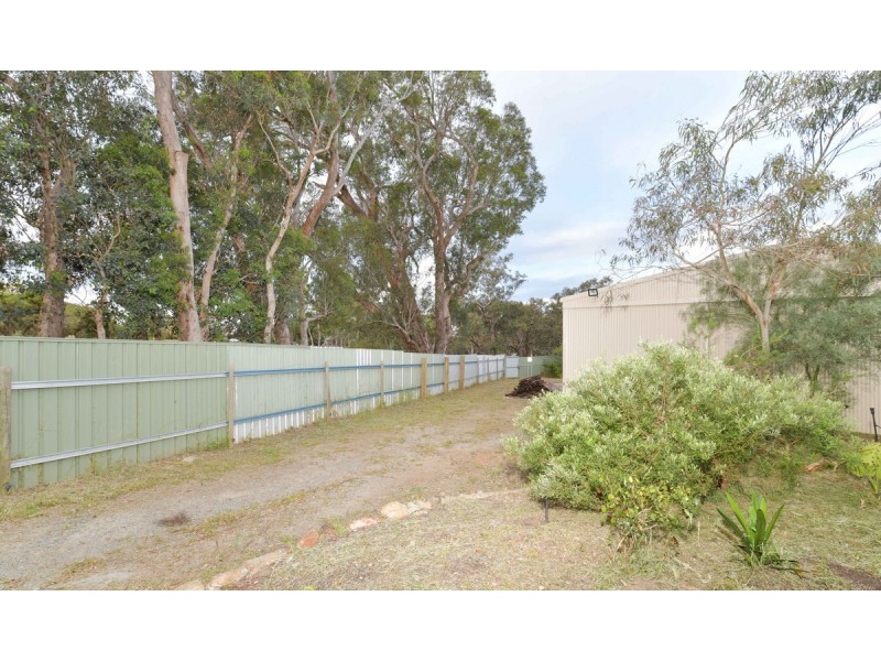 35 Lockhart Place, Gosnells WA 6110