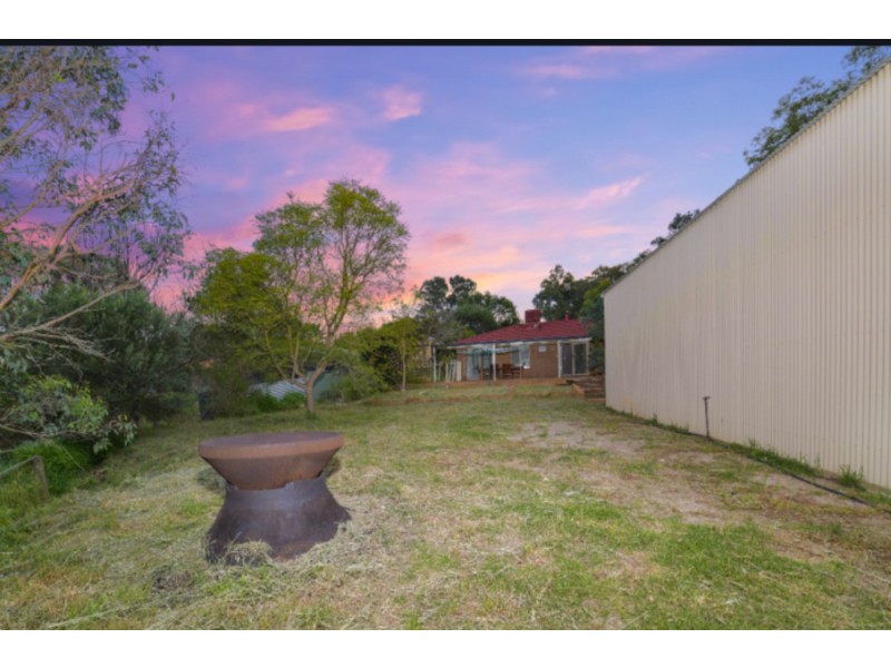 35 Lockhart Place, Gosnells WA 6110