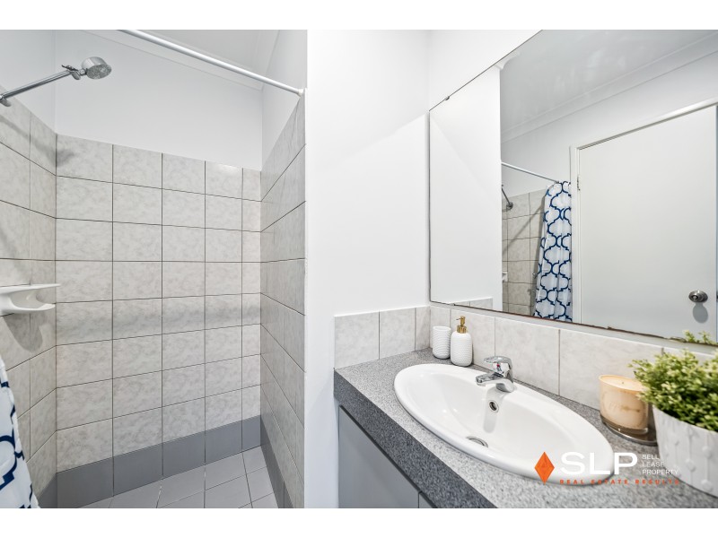 37 Viridian Drive, Banksia Grove WA 6031